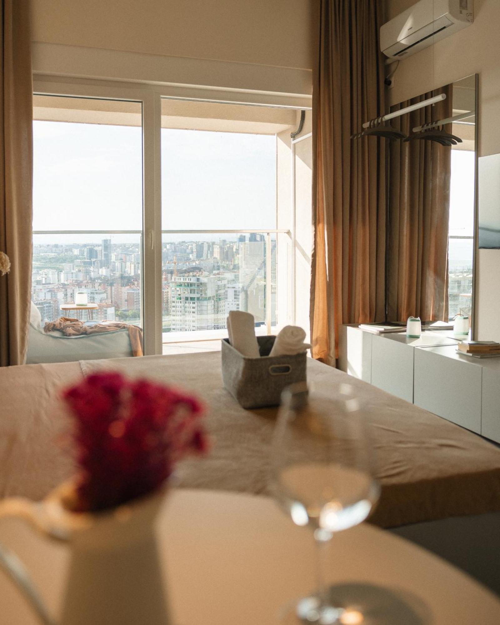 Etern Apart Hotel Priştine Dış mekan fotoğraf