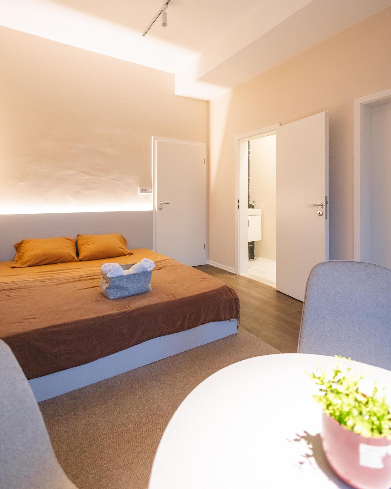 Etern Apart Hotel Priştine Dış mekan fotoğraf