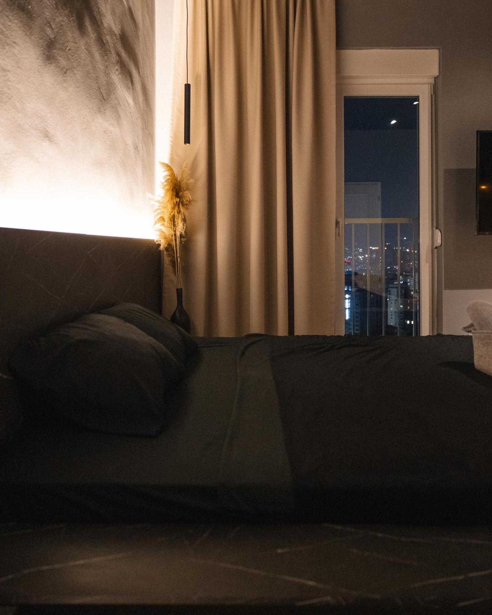 Etern Apart Hotel Priştine Dış mekan fotoğraf