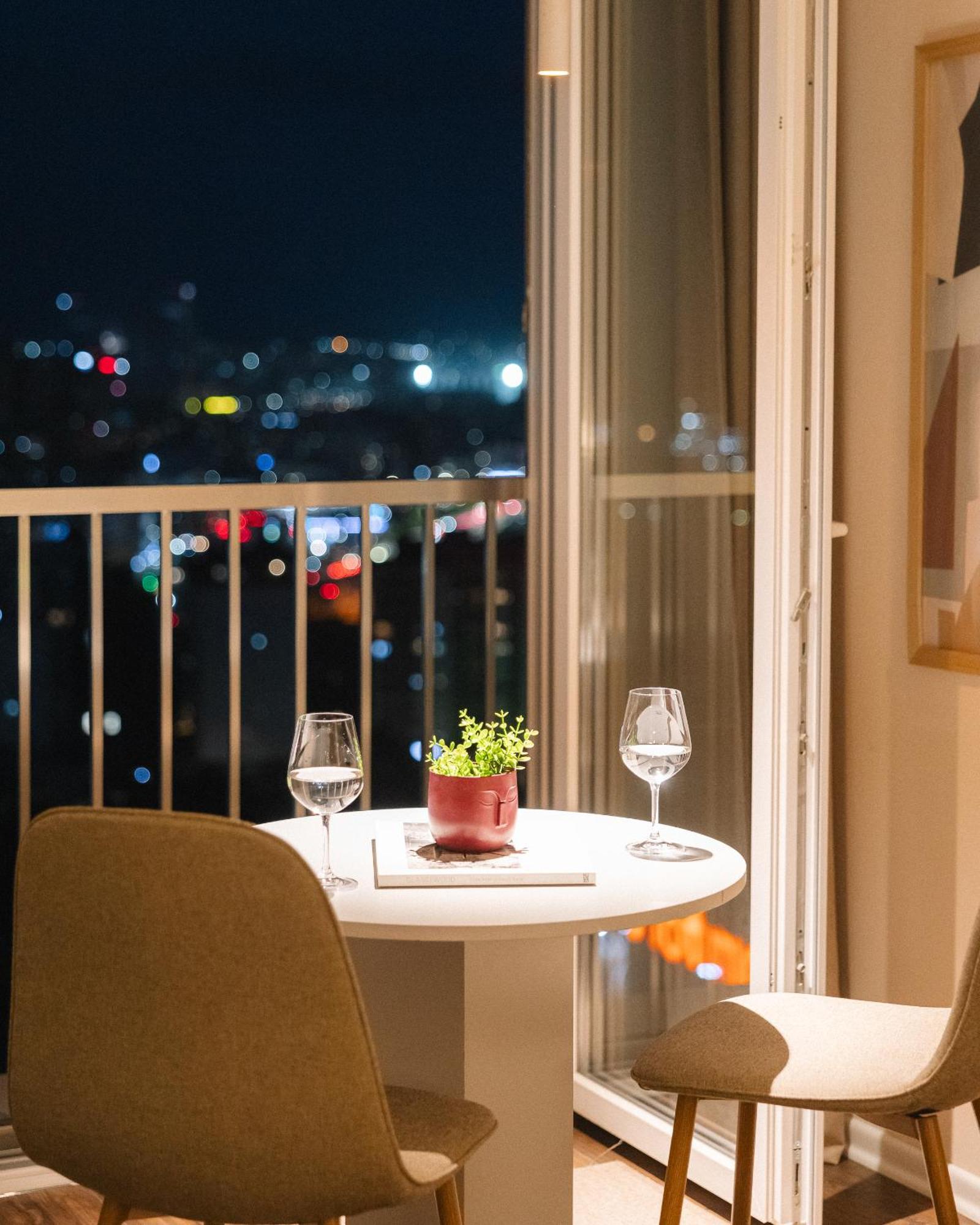 Etern Apart Hotel Priştine Dış mekan fotoğraf